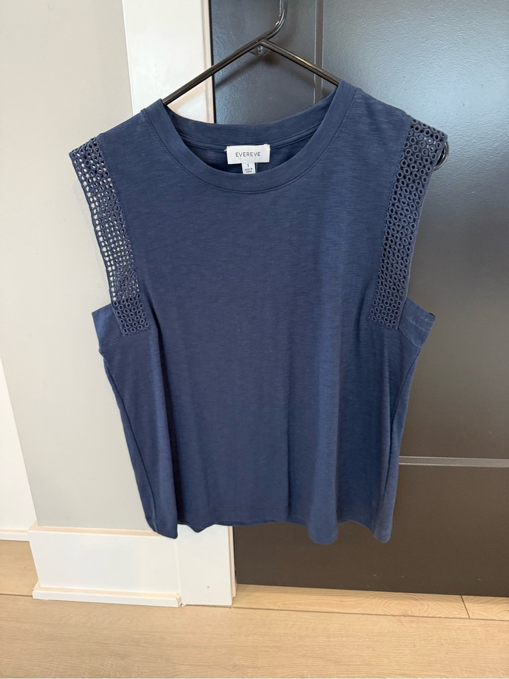 Evereve Navy Eyelet-Shoulder Sleeveless Tank